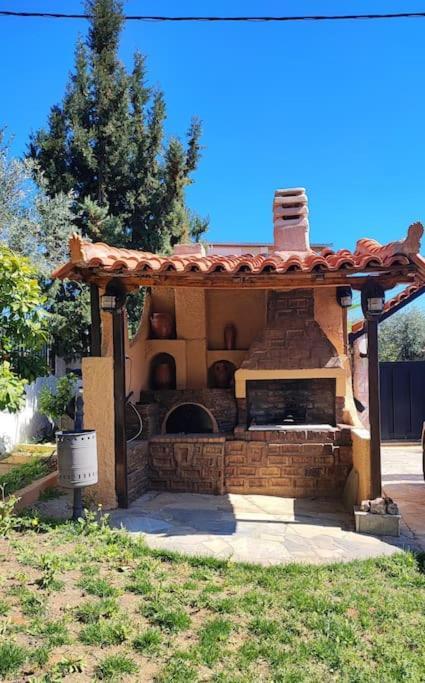 איוי תיאודורי Evas Guesthouse מראה חיצוני תמונה
